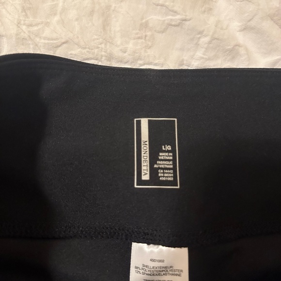 Black leggings - Picture 2 of 3